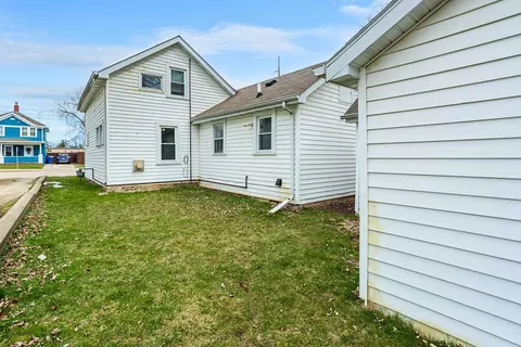 Exterior - 609 3rd St, Menasha, WI 54952 photo 13 of 21