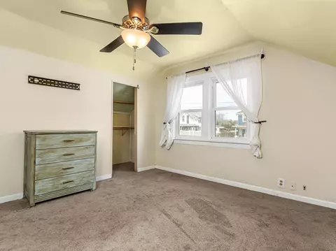 Bedroom - 609 3rd St, Menasha, WI 54952 photo 1 of 2