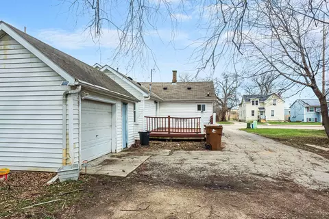Exterior - 609 3rd St, Menasha, WI 54952 photo 18 of 21