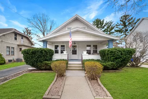 919 W Winnebago St, Appleton, WI 54914 photo 2