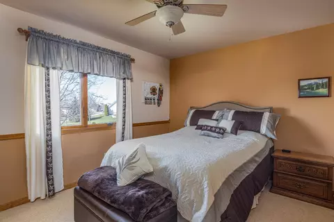 2925 E Fallcreek Ln, Appleton, WI 54914 photo 24