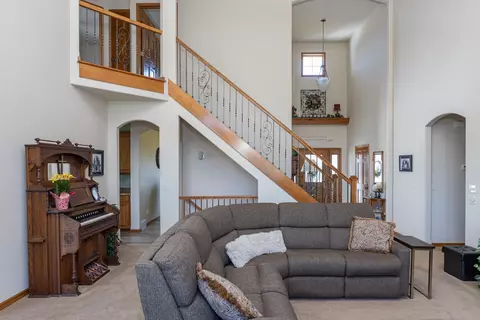 2925 E Fallcreek Ln, Appleton, WI 54914 photo 9
