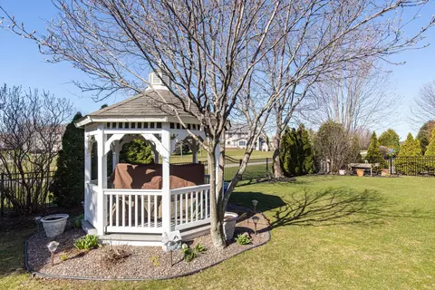 2925 E Fallcreek Ln, Appleton, WI 54914 photo 45