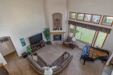 2925 E Fallcreek Ln, Appleton, WI 54914 photo 5
