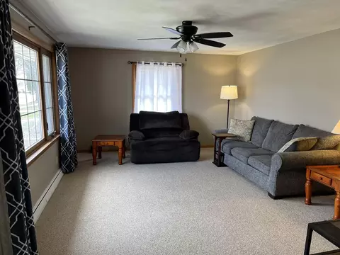 1225 E Lindbergh St, Appleton, WI 54911 photo 4