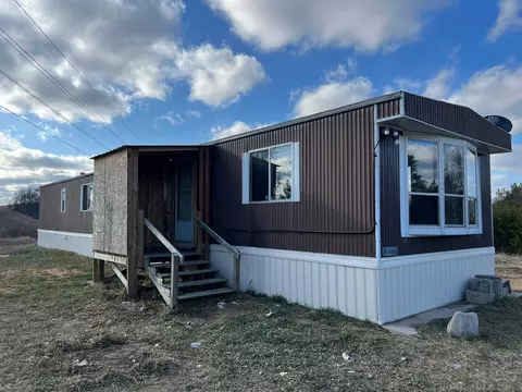 w8540 Airport Road, Crivitz, WI 54114