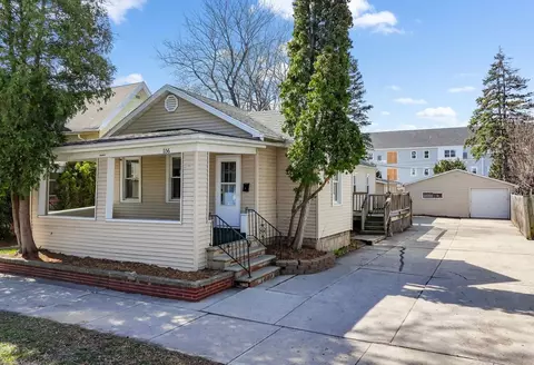 1156 Cherry St, Green Bay, WI 54301