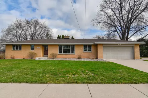 1311 George St, De Pere, WI 54115