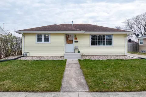 154 Richard Ave, Neenah, WI 54956