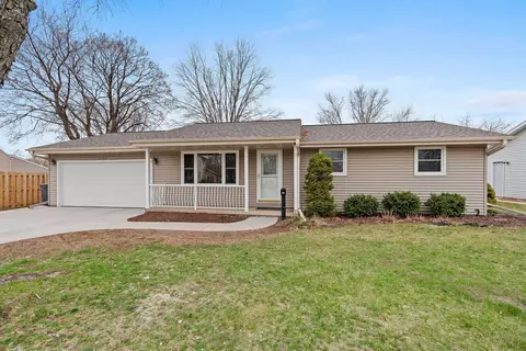 604 E Allouez Ave, Green Bay, WI 54301