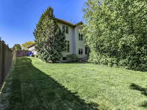 Exterior - 3116 E Canvasback Ln, Appleton, WI 54913 photo 8 of 11