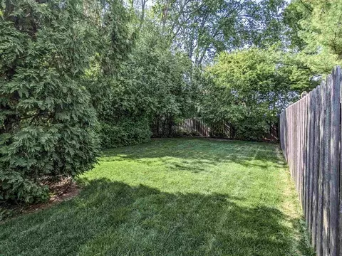 Exterior - 3116 E Canvasback Ln, Appleton, WI 54913 photo 4 of 11