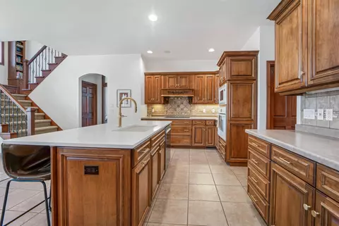 Kitchen - 3116 E Canvasback Ln, Appleton, WI 54913 photo 3 of 6