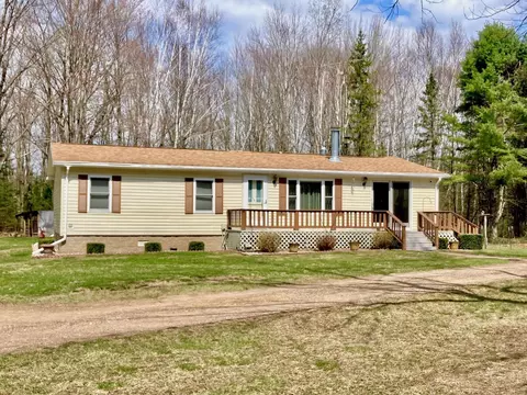 w13606 School House Road, Bowler, WI 54416