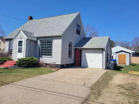 520 W River St, Wautoma, WI 54982