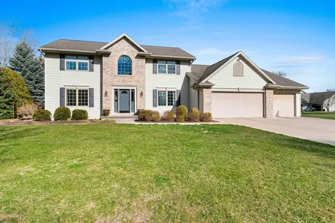 2925 Foxford Dr, Green Bay, WI 54313
