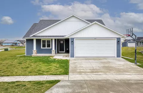 1619 Cloe Jude Dr, Oshkosh, WI 54904