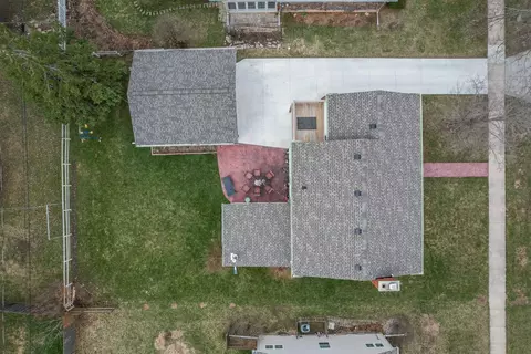 Exterior - 419 E Pershing St, Appleton, WI 54911 photo 10 of 11