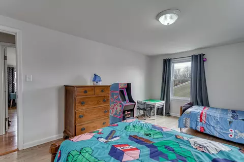 Bedroom - 419 E Pershing St, Appleton, WI 54911 photo 9 of 13
