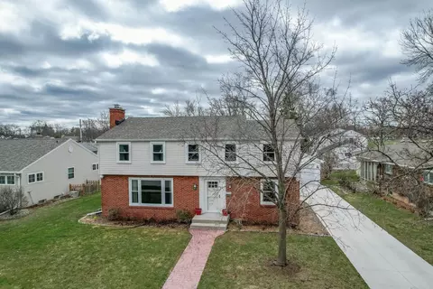 419 E Pershing St, Appleton, WI 54911