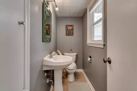 Bath - 419 E Pershing St, Appleton, WI 54911 photo 1 of 3