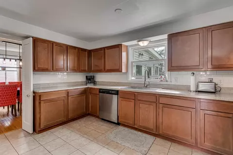 Kitchen - 419 E Pershing St, Appleton, WI 54911 photo 2 of 4