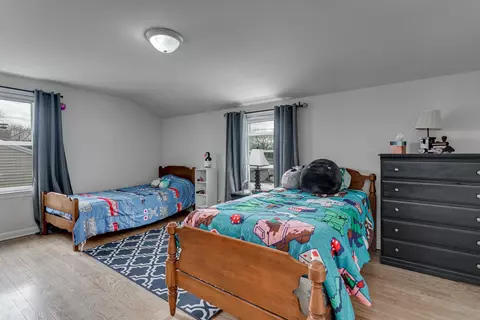 Bedroom - 419 E Pershing St, Appleton, WI 54911 photo 8 of 13