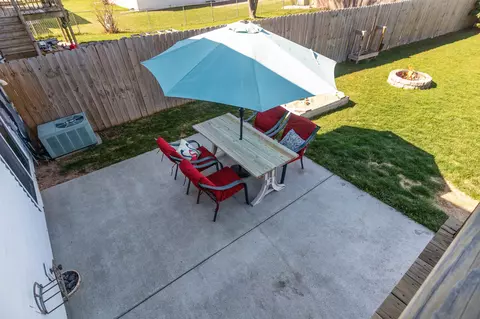 Exterior - n313 Pinecrest Boulevard, Appleton, WI 54915 photo 6 of 9