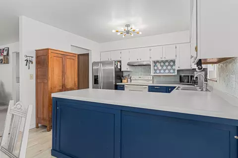 Kitchen - n313 Pinecrest Boulevard, Appleton, WI 54915 photo 2 of 4