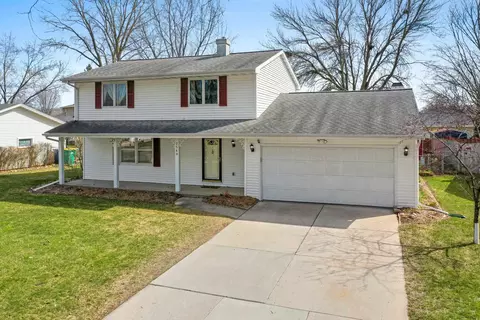 2560 Van Beek Rd, Green Bay, WI 54311