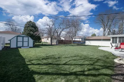 Exterior - 913 E Pershing St, Appleton, WI 54911 photo 7 of 9