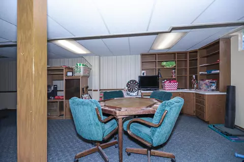 Living - 913 E Pershing St, Appleton, WI 54911 photo 4 of 4