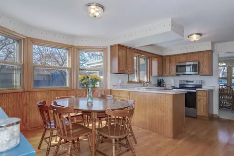 Kitchen - 913 E Pershing St, Appleton, WI 54911 photo 1 of 3