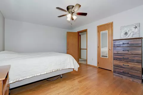 Bedroom - 913 E Pershing St, Appleton, WI 54911 photo 3 of 8