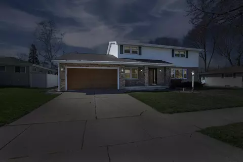 Exterior - 913 E Pershing St, Appleton, WI 54911 photo 9 of 9