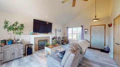 Living - 5325 Brookview Dr, Appleton, WI 54913 photo 3 of 5