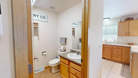 Bath - 5325 Brookview Dr, Appleton, WI 54913 photo 1 of 4