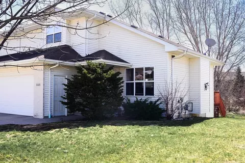 Exterior - 5325 Brookview Dr, Appleton, WI 54913 photo 2 of 5