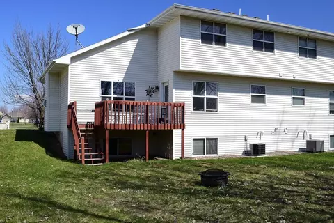 Exterior - 5325 Brookview Dr, Appleton, WI 54913 photo 4 of 5