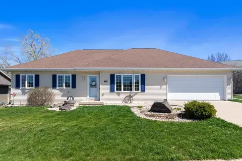 356 Leona Way, Oakfield, WI 53065