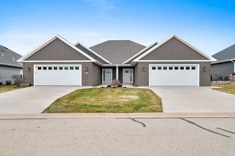 2022 Wisteria Cir #1, Green Bay, WI 54313