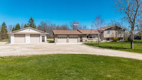 w3994 Us 10, Menasha, WI 54952