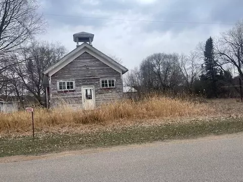 n8023 Morgan Road, Gresham, WI 54128