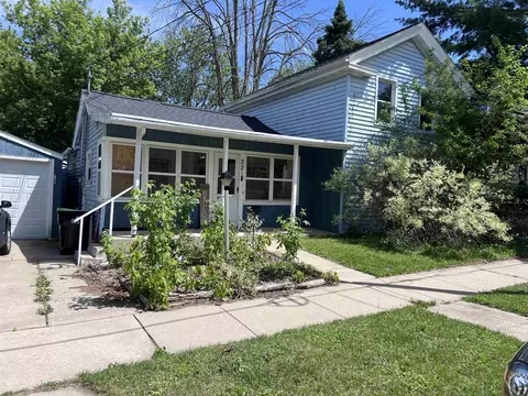 221 N Mill St, Waupun, WI 53963