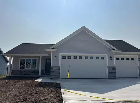 2305 E Honeygold Ct, Appleton, WI 54913