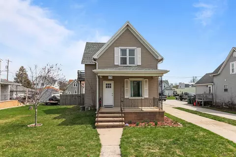 129 N Sidney St, Kimberly, WI 54136