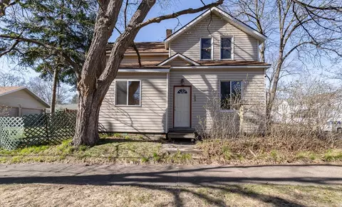 402 Maple St, Wausau, WI 54401