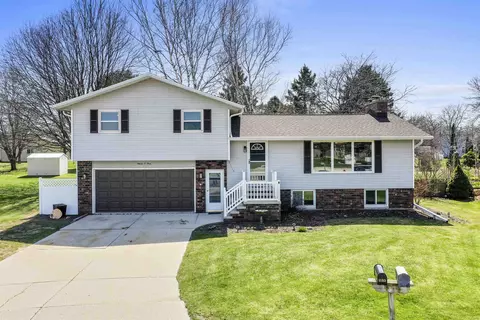 1103 Plum Ct, Kewaunee, WI 54216