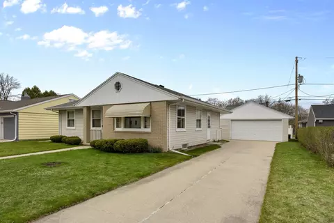 518 E Byrd St, Appleton, WI 54911