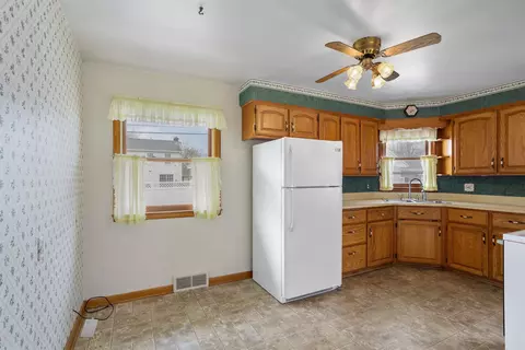 518 E Byrd St, Appleton, WI 54911 photo 7